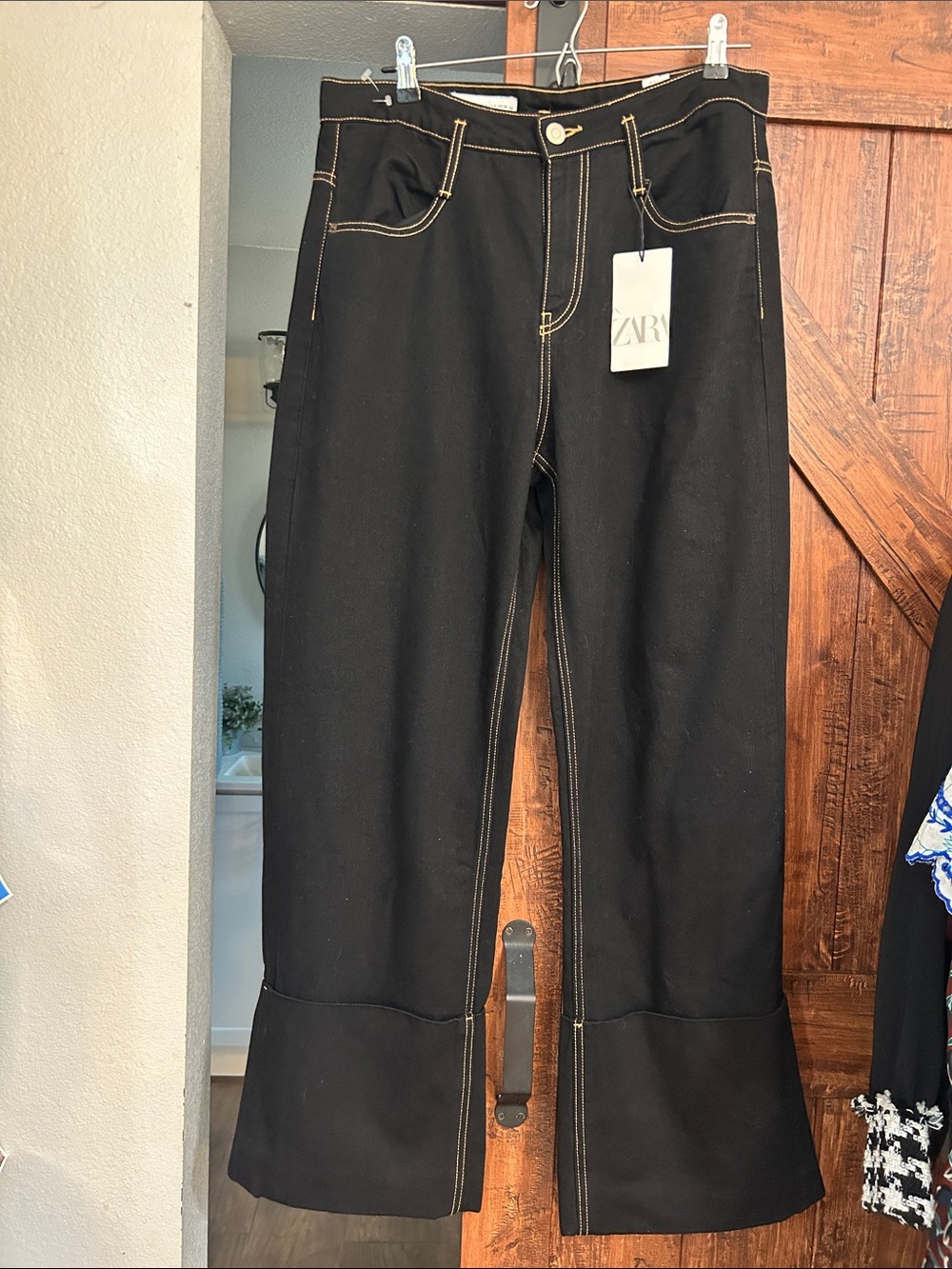 ZARA Black Wide-Leg Jeans with Contrast Gold Stitching